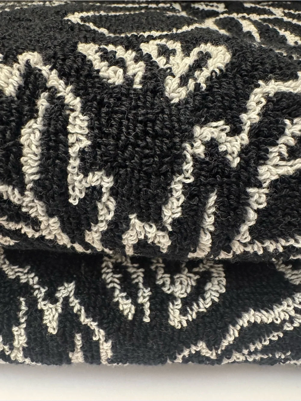 💥6pc RACHEL ZOE  Black and Ecru Floral Pattern Reversible Bath Towel Set
